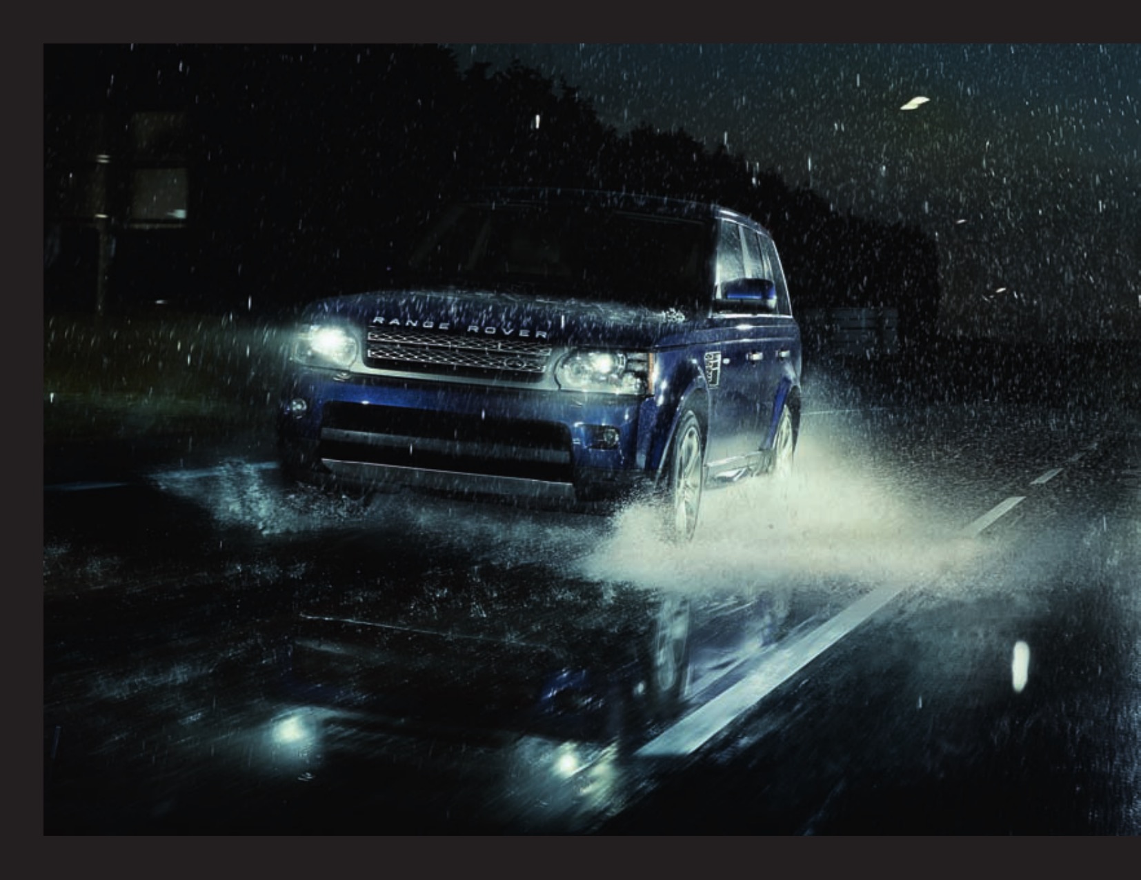 2011 Range Rover Sport Brochure Page 1